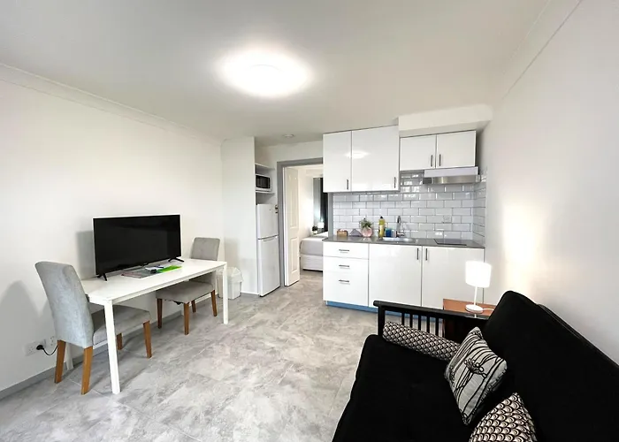 Broadwater Keys Holiday Apartments